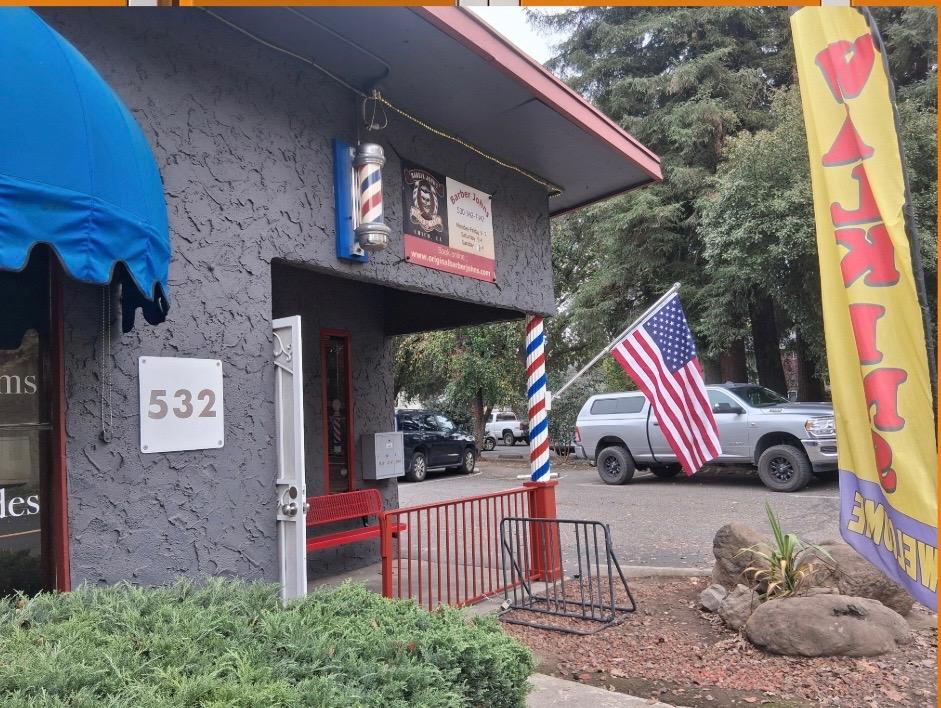 Barber Johns location